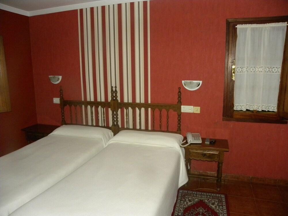 Hotel Restaurante Casa Fernando Ballota Dış mekan fotoğraf