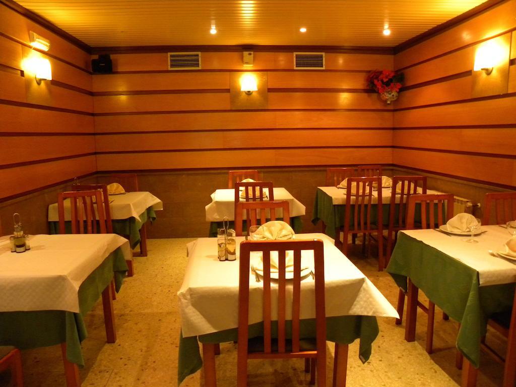Hotel Restaurante Casa Fernando Ballota Dış mekan fotoğraf