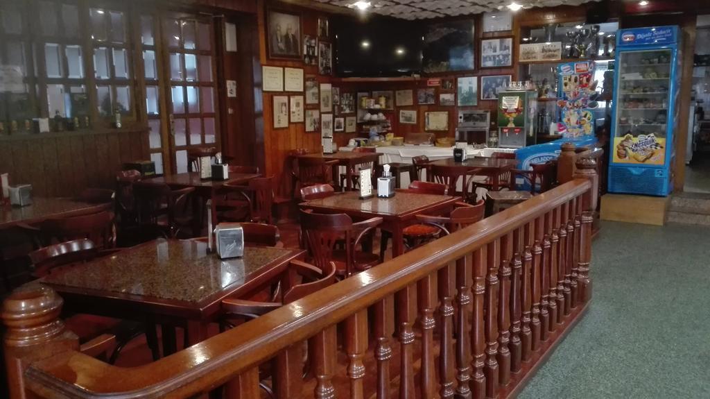 Hotel Restaurante Casa Fernando Ballota Dış mekan fotoğraf